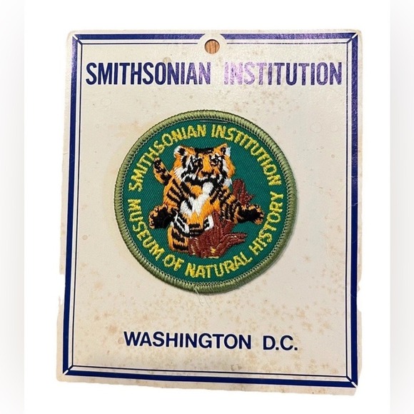 Other - Vintage Smithsonian Patch Museum Natural History Leaping Tiger Cub Embroidered